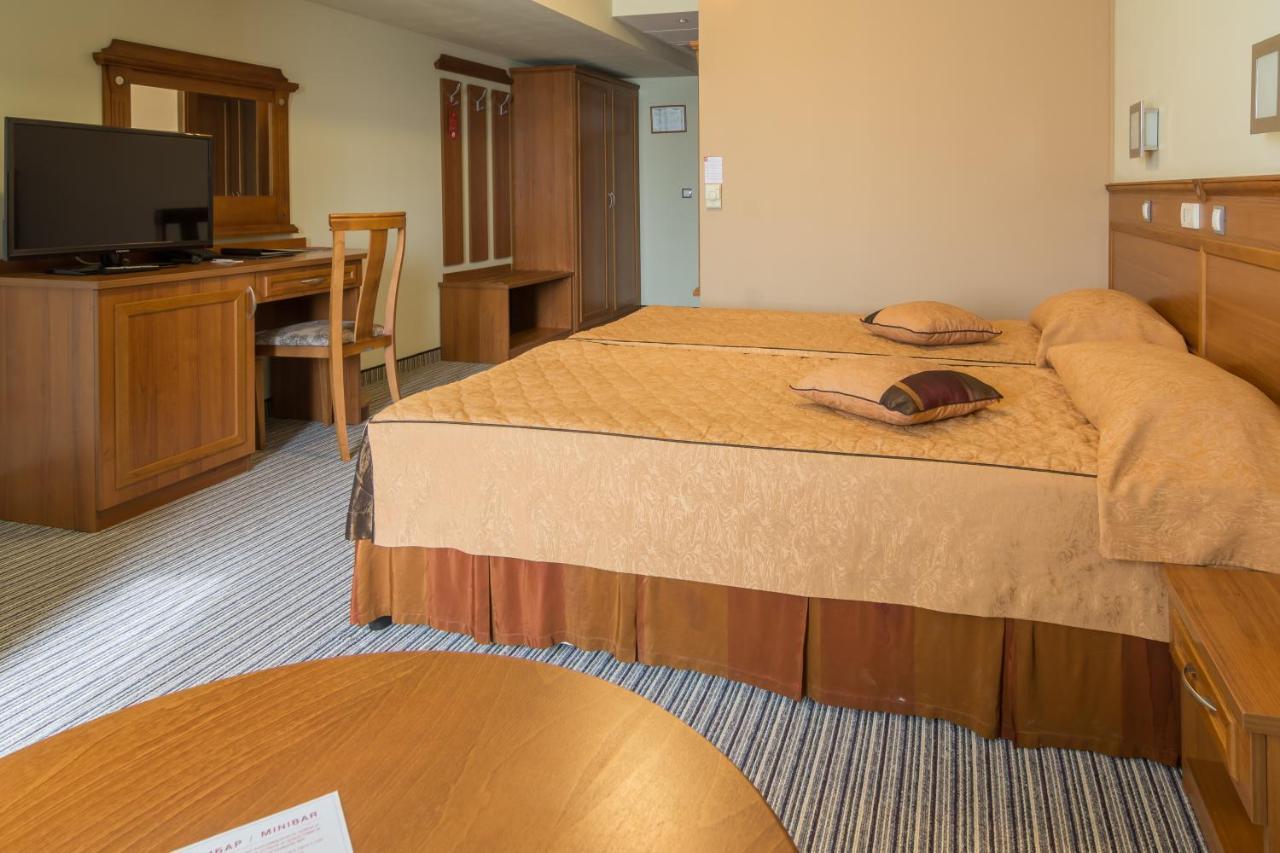 Diplomat Plaza Hotel & Resort Łukowit Zewnętrze zdjęcie